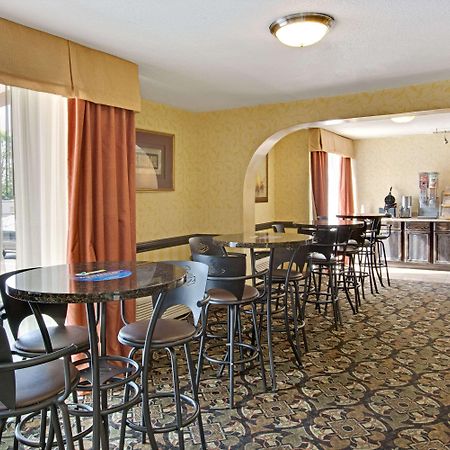 Days Inn By Wyndham Charlotte/Woodlawn Near Carowinds Exterior foto